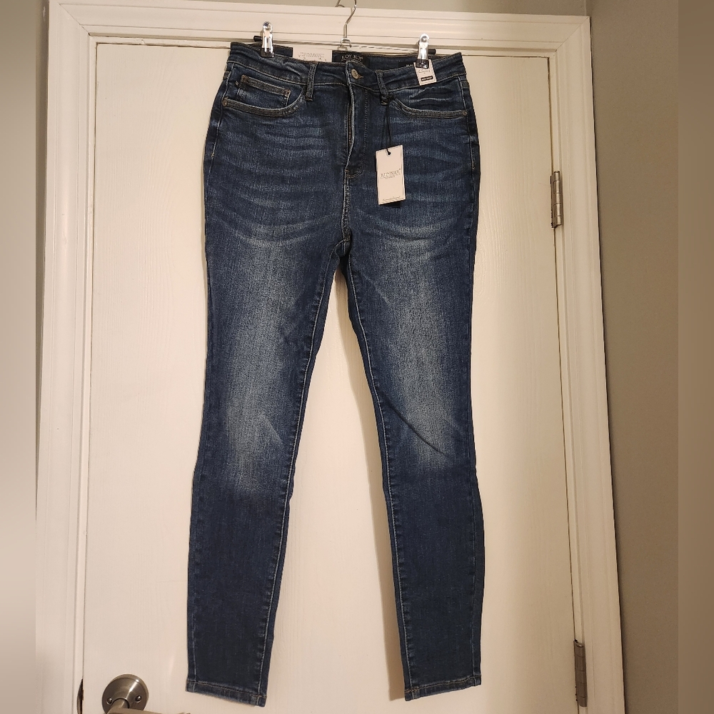 NWT Judy Blue skinny jeans (sz 13)
